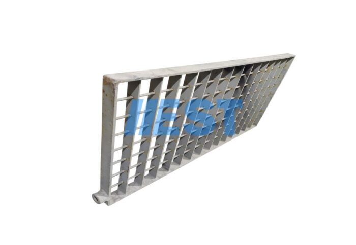 EST41110_1281018_FEEDBOX GRATE