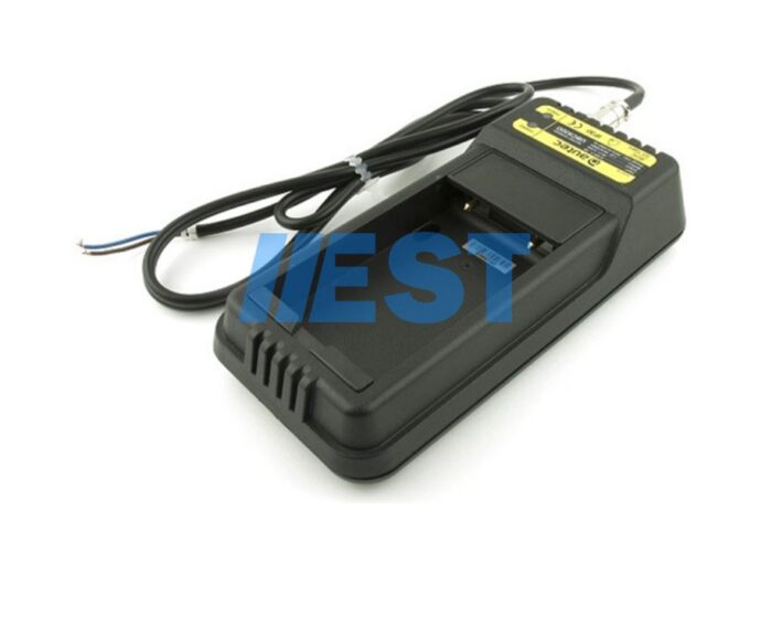 EST43040_2681097_BATTERY CHARGER